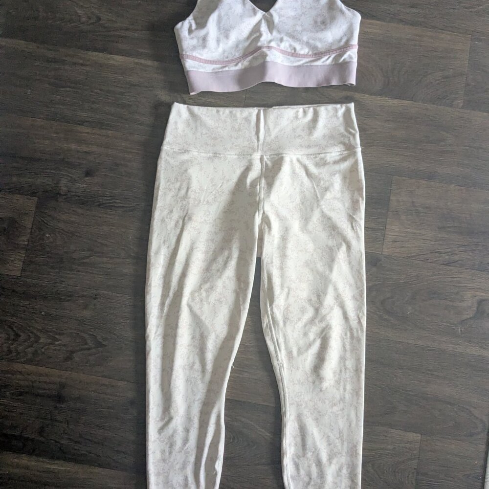 Fabletics Powerhold Workout Set - Picture 7 of 7